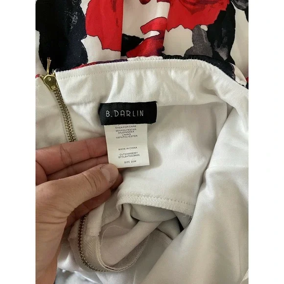 B.Darlin Junior's Sheath Dress Red Multi Plus Size 20X Strapless Floral-Print - Picture 10 of 10